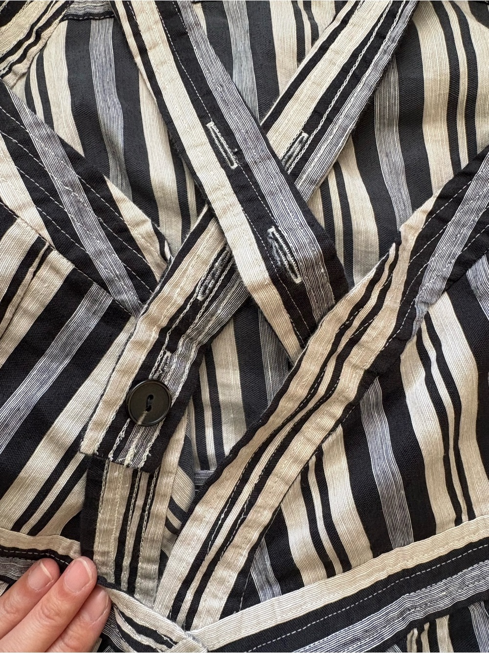 Madewell apron dress in black and grey vertical stripes, size 4 - Picture 6 of 8